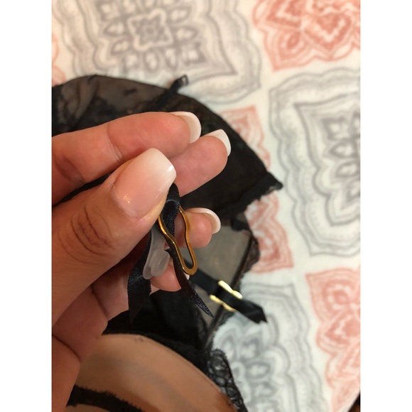 🖤SOLD🖤Victoria’s Secret Bra Set 36c - Picture 5 of 5